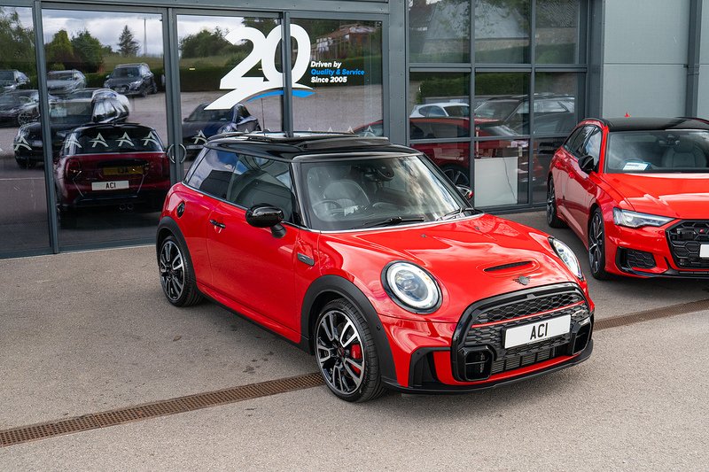 MINI Hatch John Cooper Works - U5387