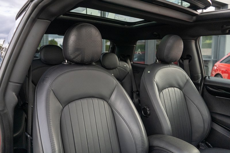 MINI Hatch John Cooper Works - U5387