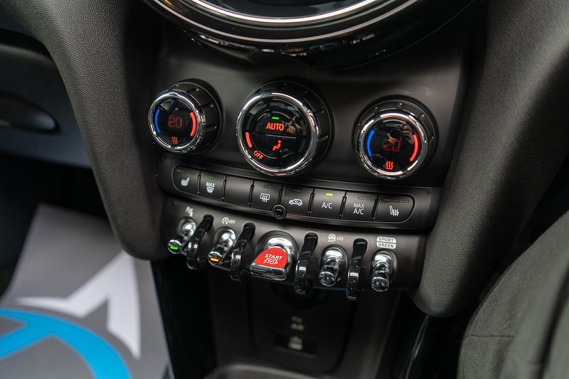 MINI Hatch John Cooper Works - U5387
