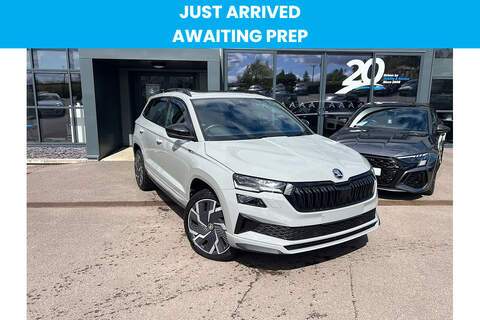 Skoda Karoq 2.0 TFSI 40 Black Edition Sportback 5dr Petrol S Tronic quattro Euro 6 (s/s) (190 ps)