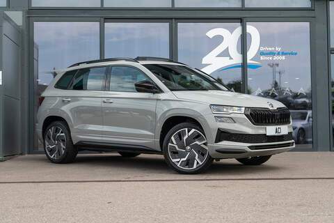 Skoda Karoq 2.0 TSI vRS SUV 5dr Petrol DSG 4WD Euro 6 (s/s) (7 Seat) (245 ps)