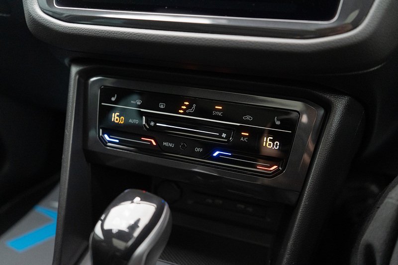 Volkswagen Tiguan TSI R-Line - U5391