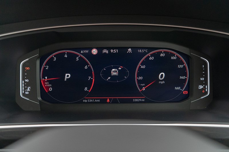 Volkswagen Tiguan TSI R-Line - U5391