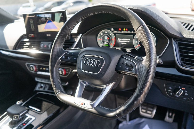 Audi Q5 TDI Edition 1 - U5396