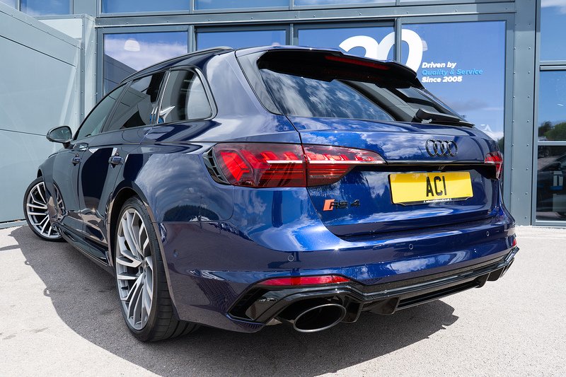 Audi RS4 Avant TFSI V6 Vorsprung - U5411