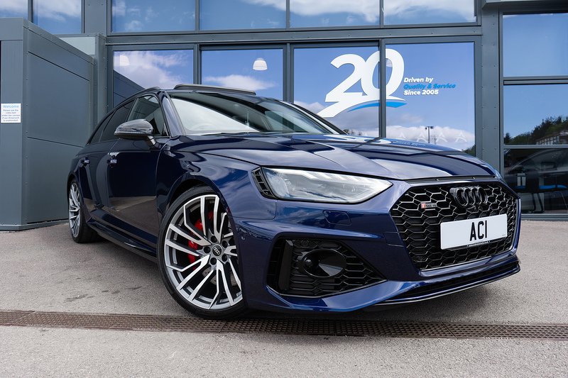 Audi RS4 Avant TFSI V6 Vorsprung - U5411