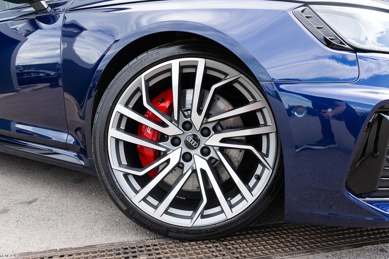 Audi RS4 Avant TFSI V6 Vorsprung - U5411