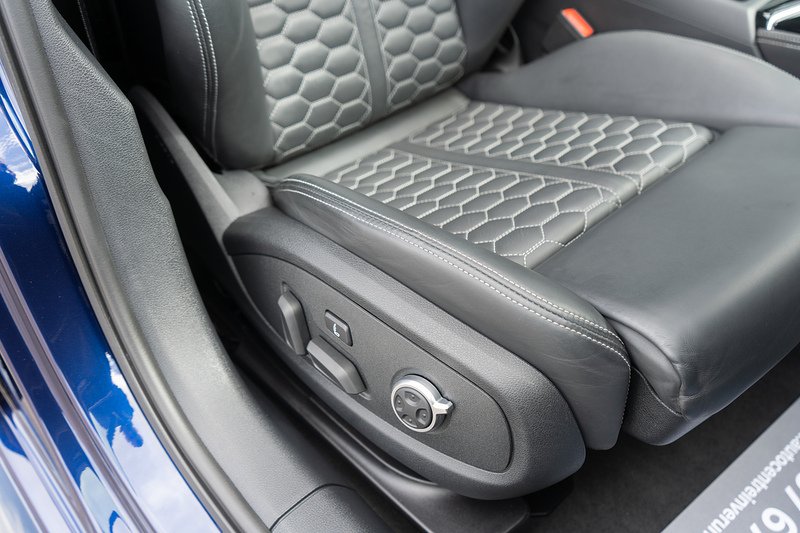 Audi RS4 Avant TFSI V6 Vorsprung - U5411