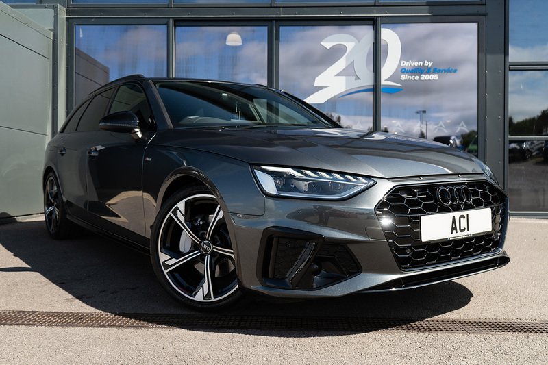 Audi A4 Avant TDI Black Edition - U5431