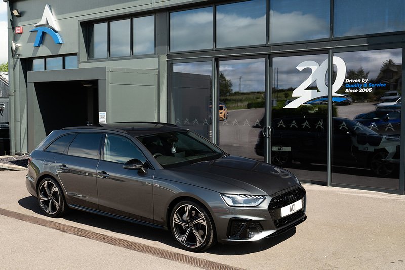 Audi A4 Avant TDI Black Edition - U5431
