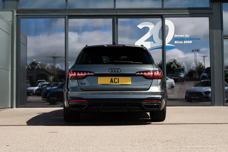Audi A4 Avant TDI Black Edition - U5431