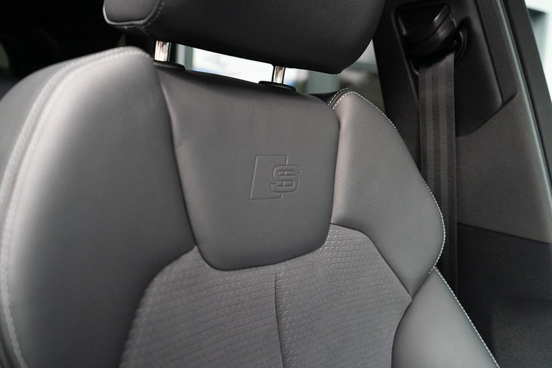 Audi Q5 TDI Black Edition - U5432