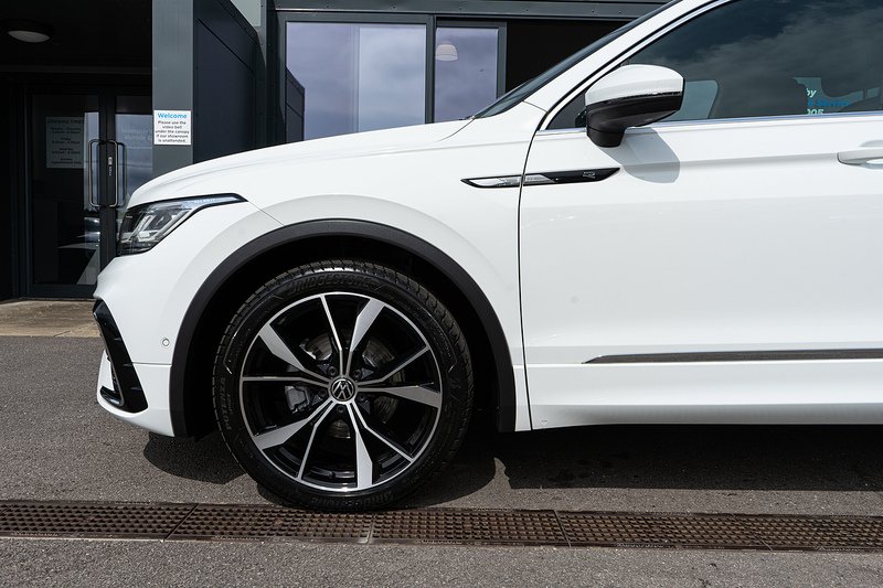 Volkswagen Tiguan TDI R-Line - U5436