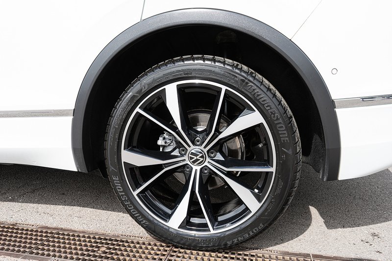 Volkswagen Tiguan TDI R-Line - U5436