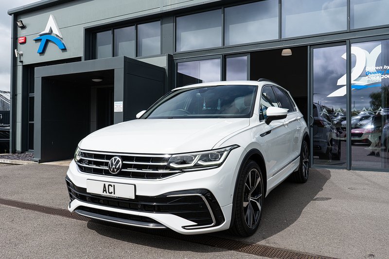 Volkswagen Tiguan TDI R-Line - U5436
