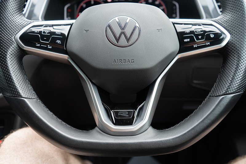 Volkswagen Tiguan TDI R-Line - U5436