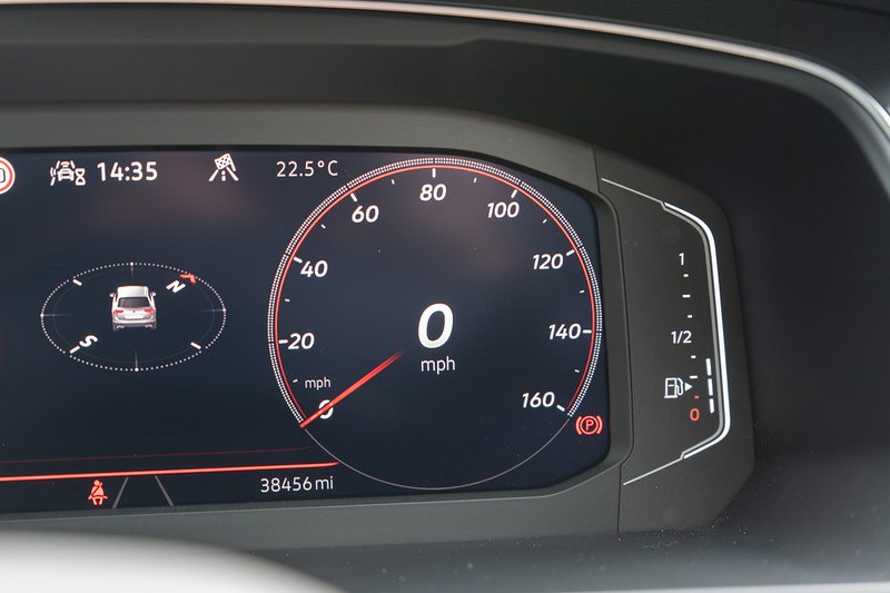 Volkswagen Tiguan TDI R-Line - U5436