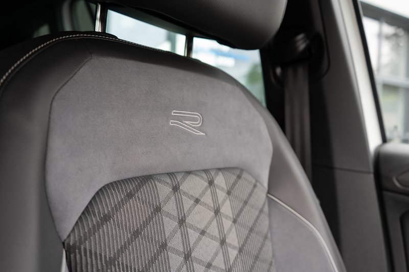 Volkswagen Tiguan TDI R-Line - U5436