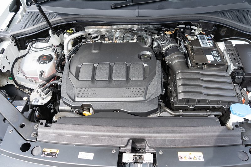 Volkswagen Tiguan TDI R-Line - U5436