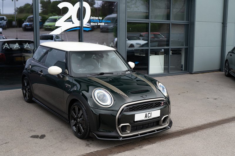 MINI Hatch Cooper S Resolute Edition - U5437