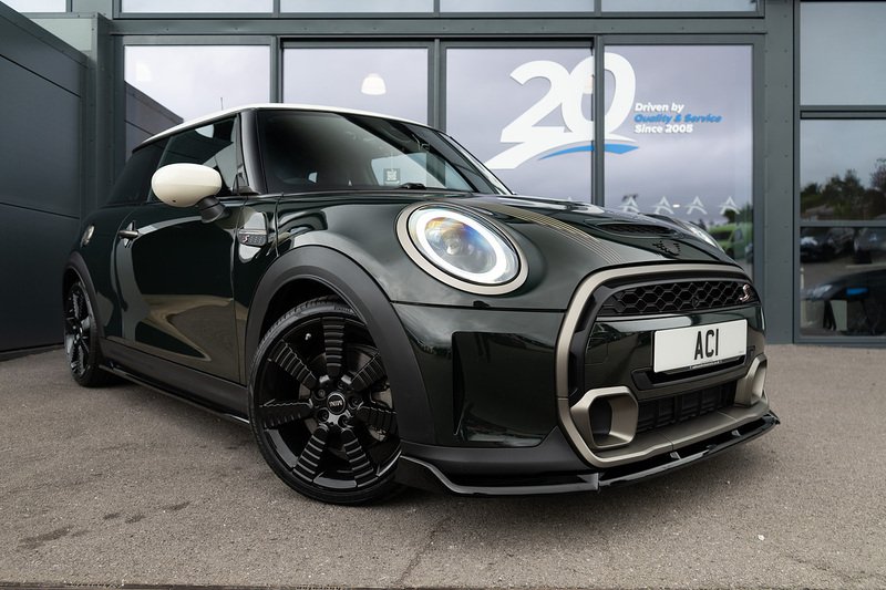 MINI Hatch Cooper S Resolute Edition - U5437
