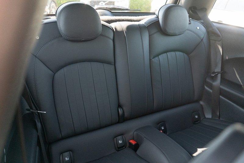 MINI Hatch Cooper S Resolute Edition - U5437