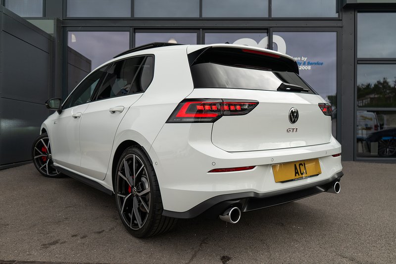 Volkswagen Golf TSI GTI - U5447