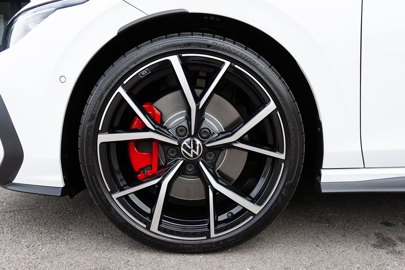Volkswagen Golf TSI GTI - U5447