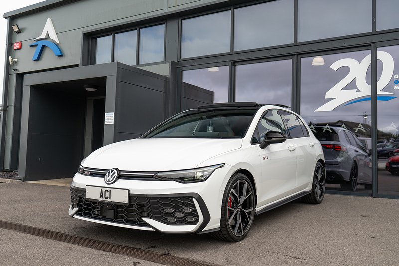 Volkswagen Golf TSI GTI - U5447