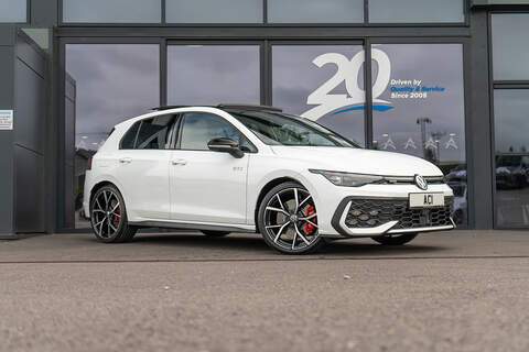 Volkswagen Golf 2.0 TSI R Black Edition Hatchback 5dr Petrol DSG 4Motion Euro 6 (s/s) (333 ps)