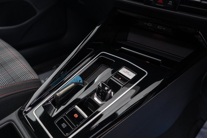 Volkswagen Golf TSI GTI - U5447