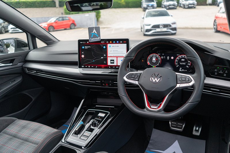 Volkswagen Golf TSI GTI - U5447