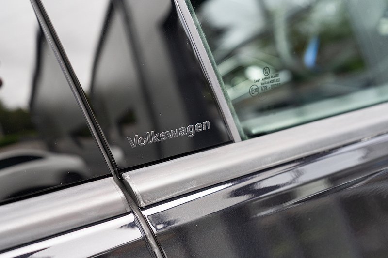 Volkswagen Golf TSI R - U5454