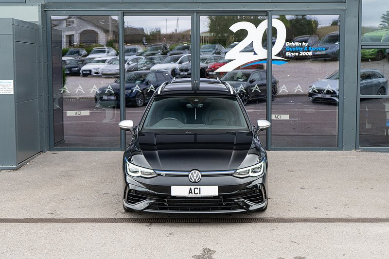 Volkswagen Golf TSI R - U5454