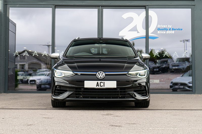 Volkswagen Golf TSI R - U5454