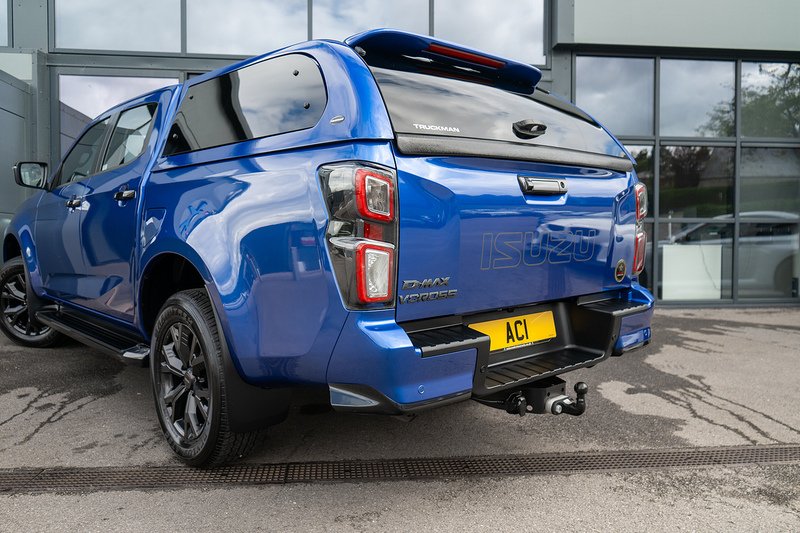 Isuzu D-Max TD V-Cross - U5465