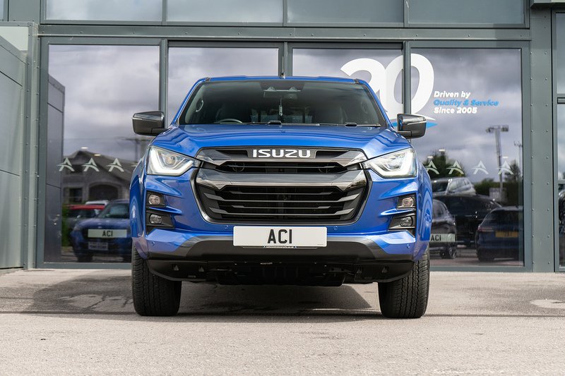Isuzu D-Max TD V-Cross - U5465