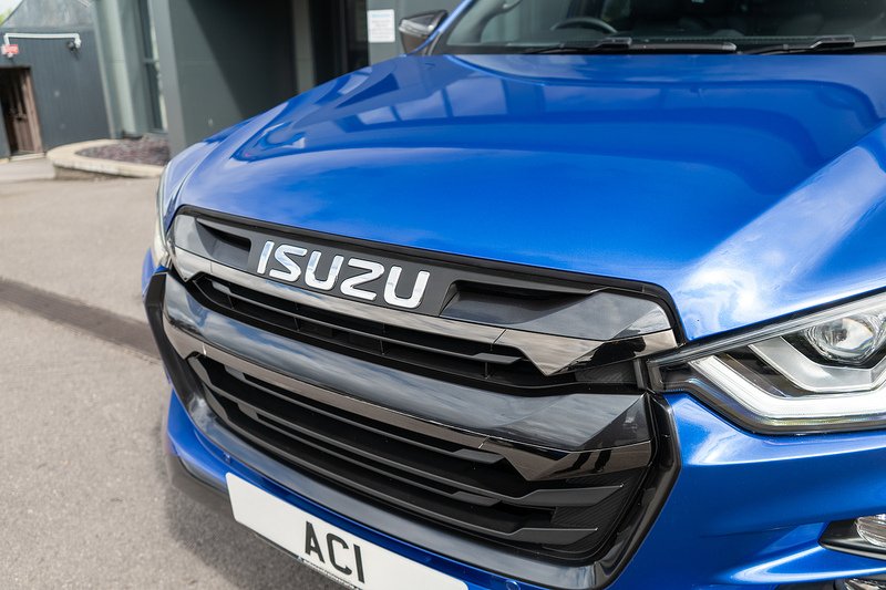 Isuzu D-Max TD V-Cross - U5465