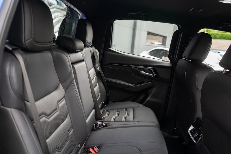 Isuzu D-Max TD V-Cross - U5465
