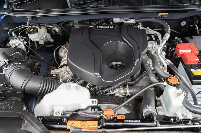 Isuzu D-Max TD V-Cross - U5465
