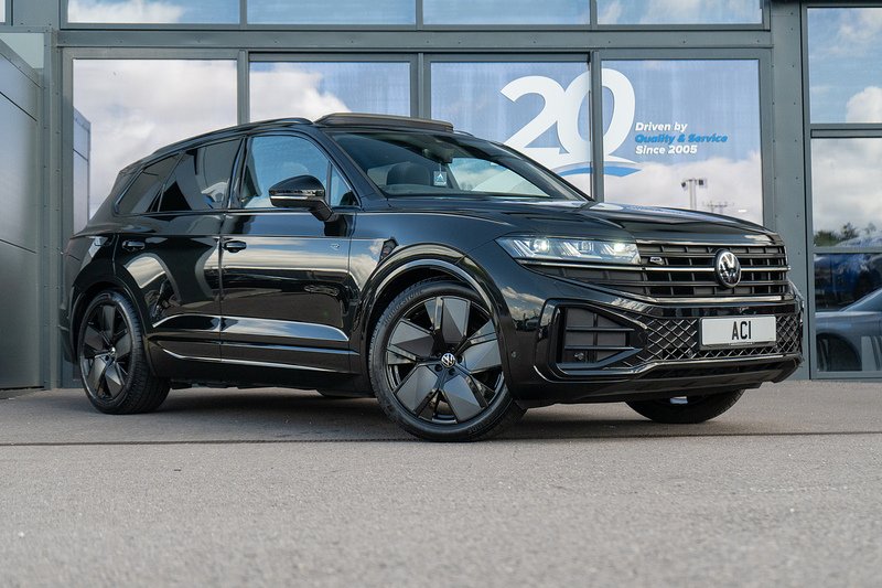Volkswagen Touareg TDI V6 Black Edition - U5471