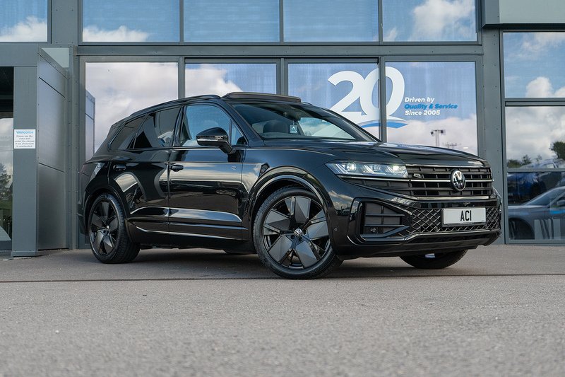 Volkswagen Touareg TDI V6 Black Edition - U5471