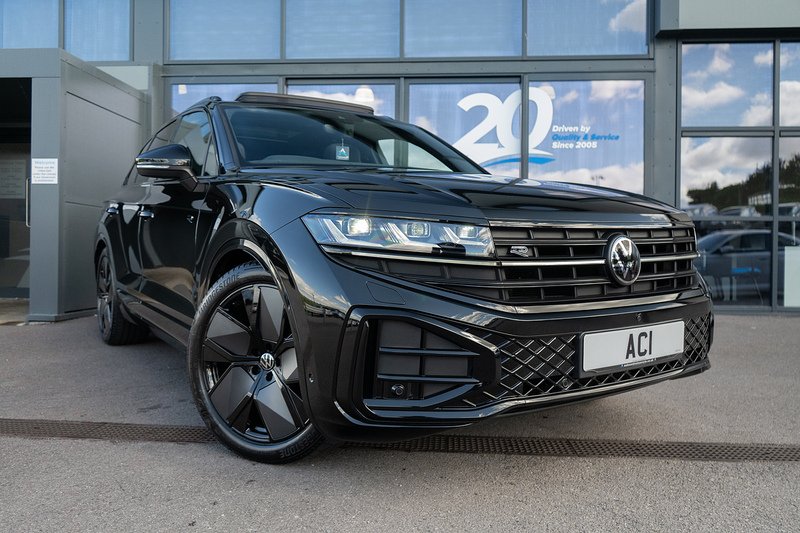 Volkswagen Touareg TDI V6 Black Edition - U5471