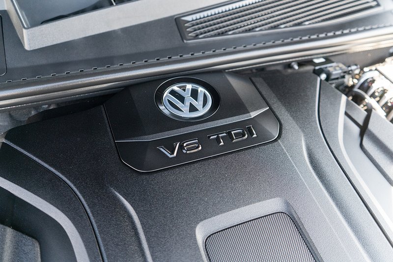 Volkswagen Touareg TDI V6 Black Edition - U5471