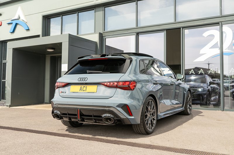 Audi RS3 TFSI Carbon Vorsprung - U5472