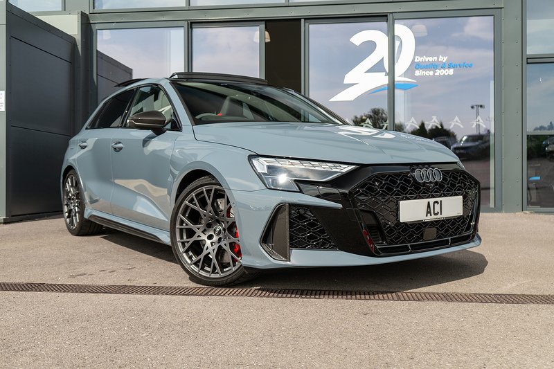 Audi RS3 TFSI Carbon Vorsprung - U5472