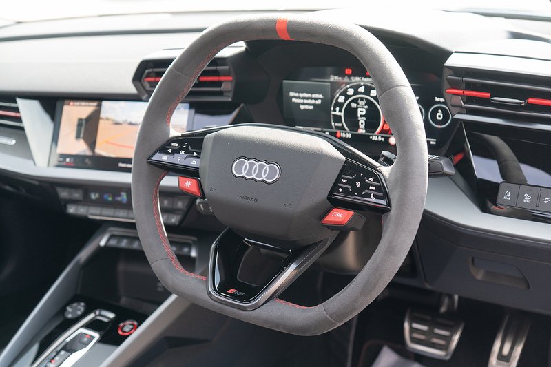 Audi RS3 TFSI Carbon Vorsprung - U5472
