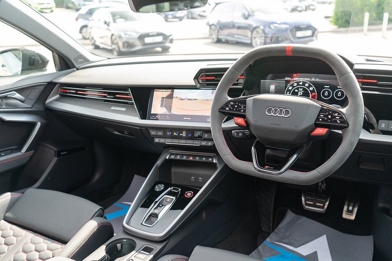 Audi RS3 TFSI Carbon Vorsprung - U5472