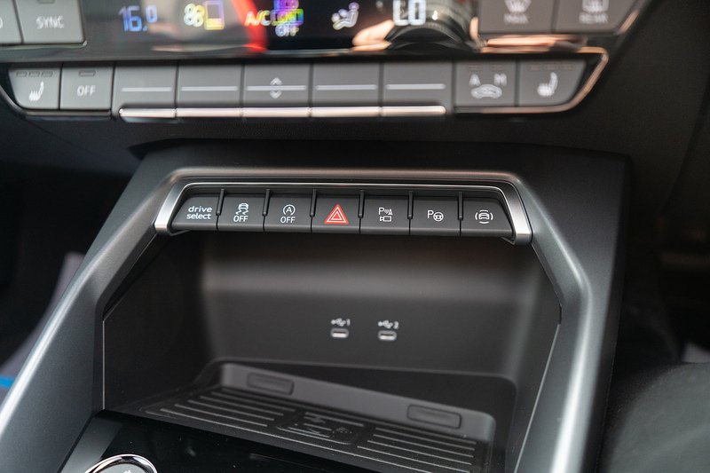 Audi RS3 TFSI Carbon Vorsprung - U5472