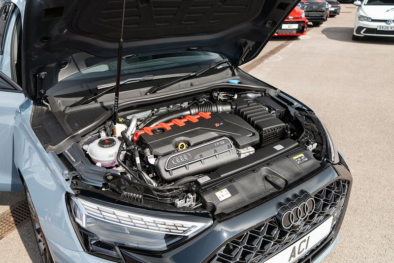 Audi RS3 TFSI Carbon Vorsprung - U5472